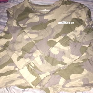 Hollister long sleeve cropped